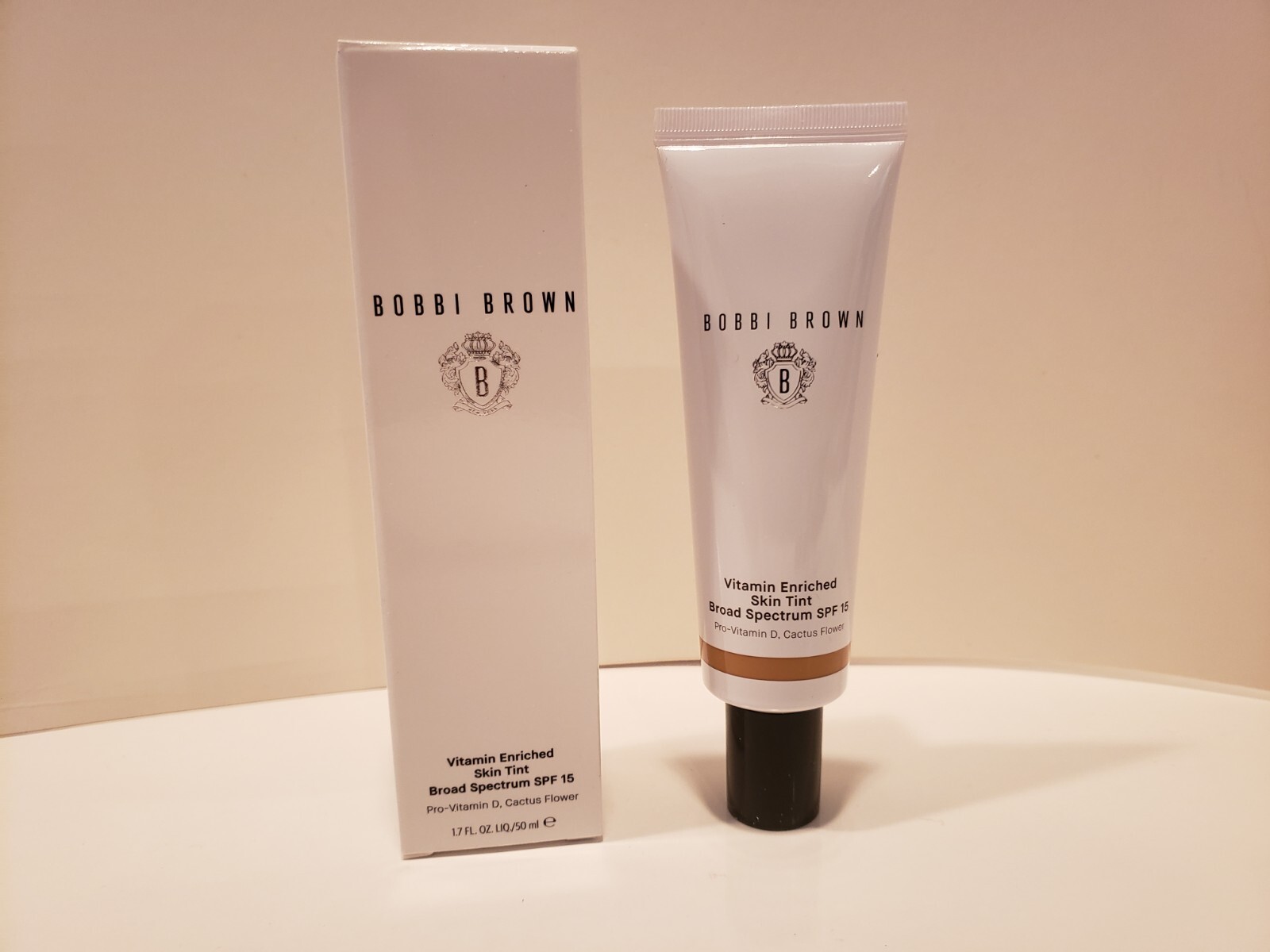 Bobbi Brown Vitamin Enriched Skin Tint Broad Spectrum SPF 15 Golden 3 1.7 Fl Oz