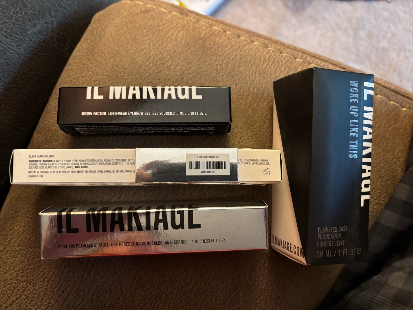 IL Makiage Woke Up Like This Flawless Base Foundation, 105 – 30ml 4-pc. set.