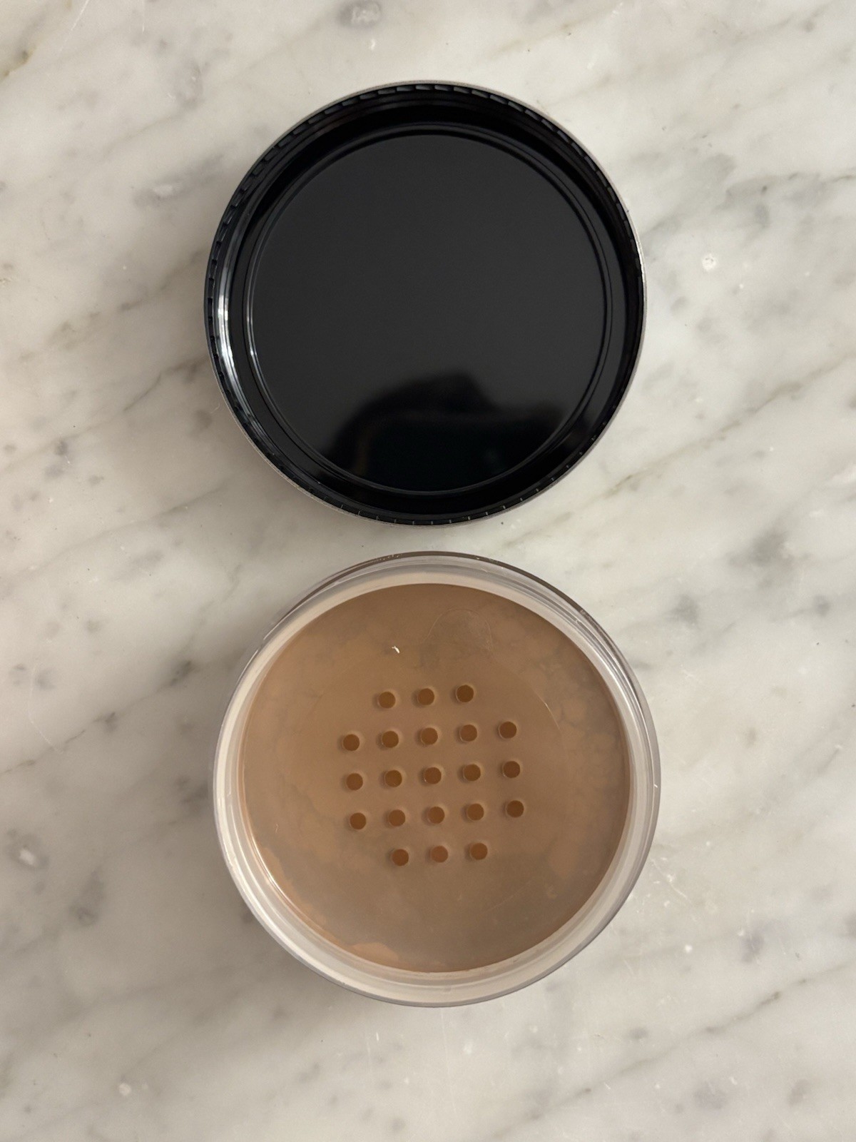 NEW With Box Mary Kay Mineral Powder Foundation (Bronze 4) .28 Oz Discontinued