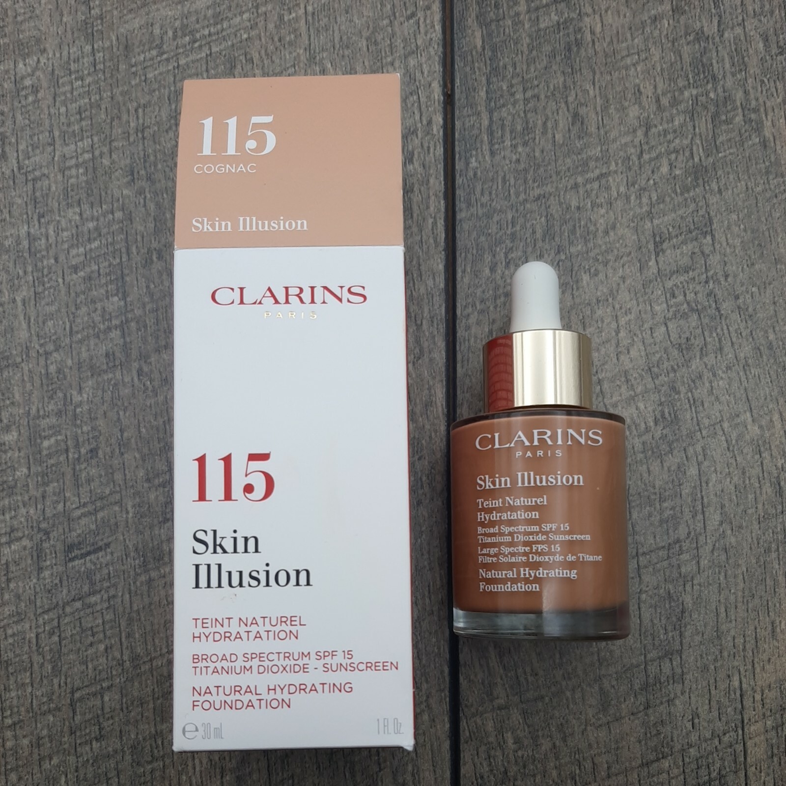 Clarins Skin Illusion Natural Hydrating Foundation 115 COGNAC