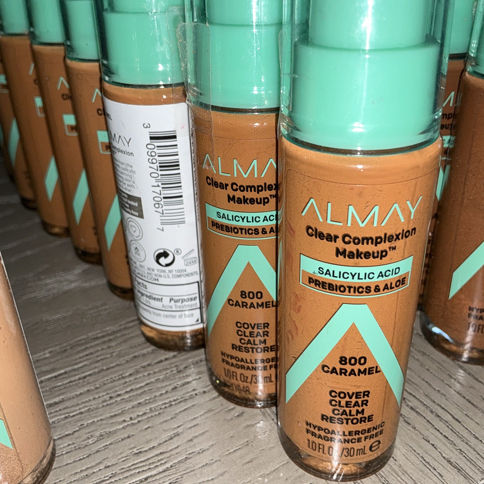 Almay Clear Complexion Makeup #800 Caramel