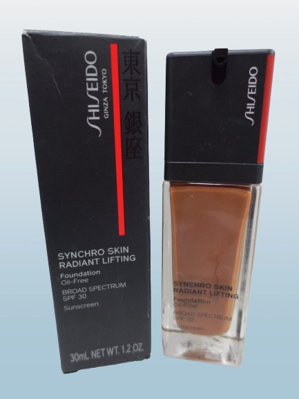 SHISEIDO SYNCHRO SKIN RADIANT LIFTING FOUNDATION 530 HENNA 1.2 OZ