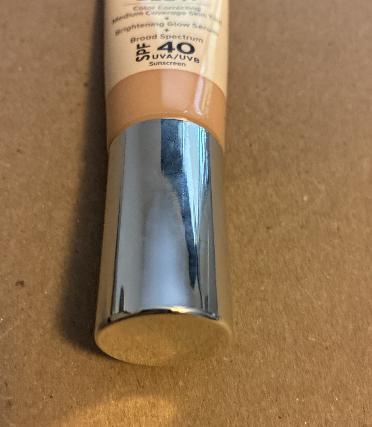 It Cosmetic Your Skin But Better CC+ Nude Glow SPF40 – Medium 11/25 FULL SIZE