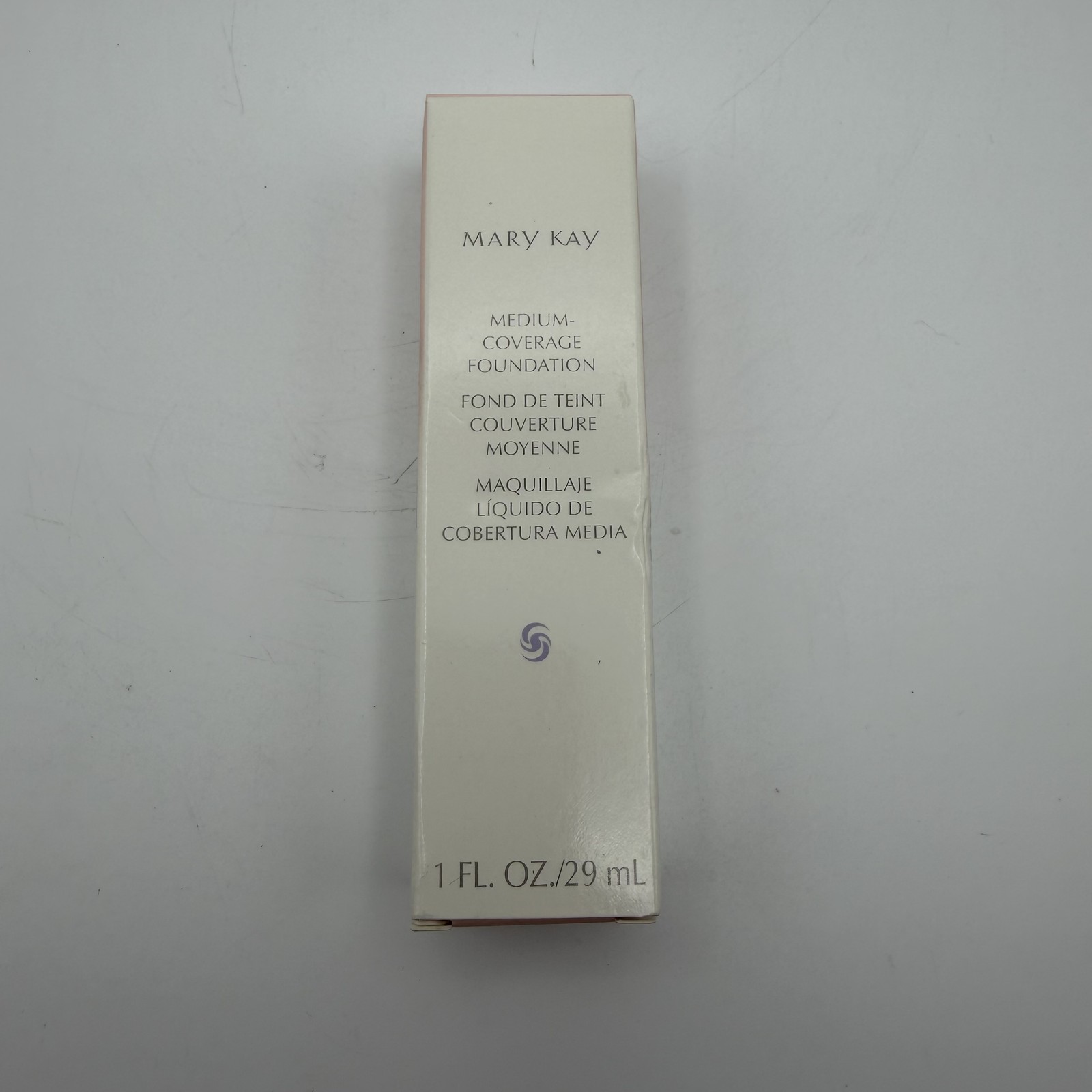 Mary Kay Medium-Coverage Liquid Foundation Ivory/Ivoire 202 – 1 Fl. Oz. / 29 mL