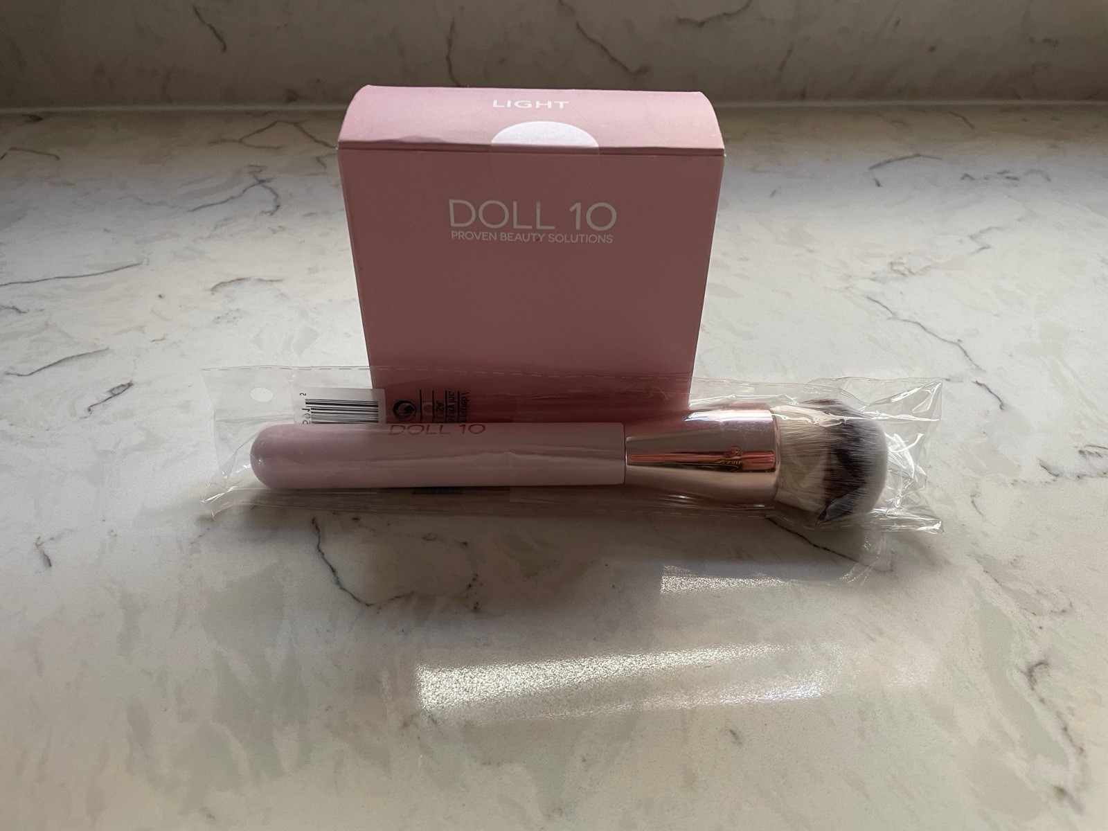 Doll 10 T.C.E. Super Coverage Serum Powder Light Full Size W/ Brush NIB