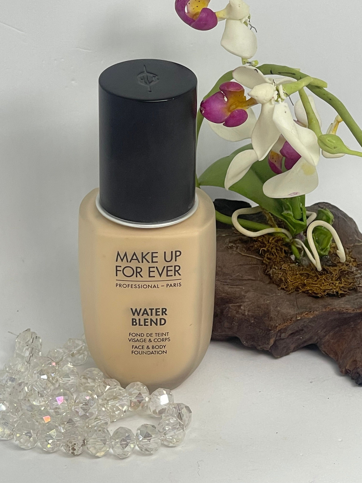Make Up For Ever Water Blend Face & Body Foundation – Y245 Soft Sand – New