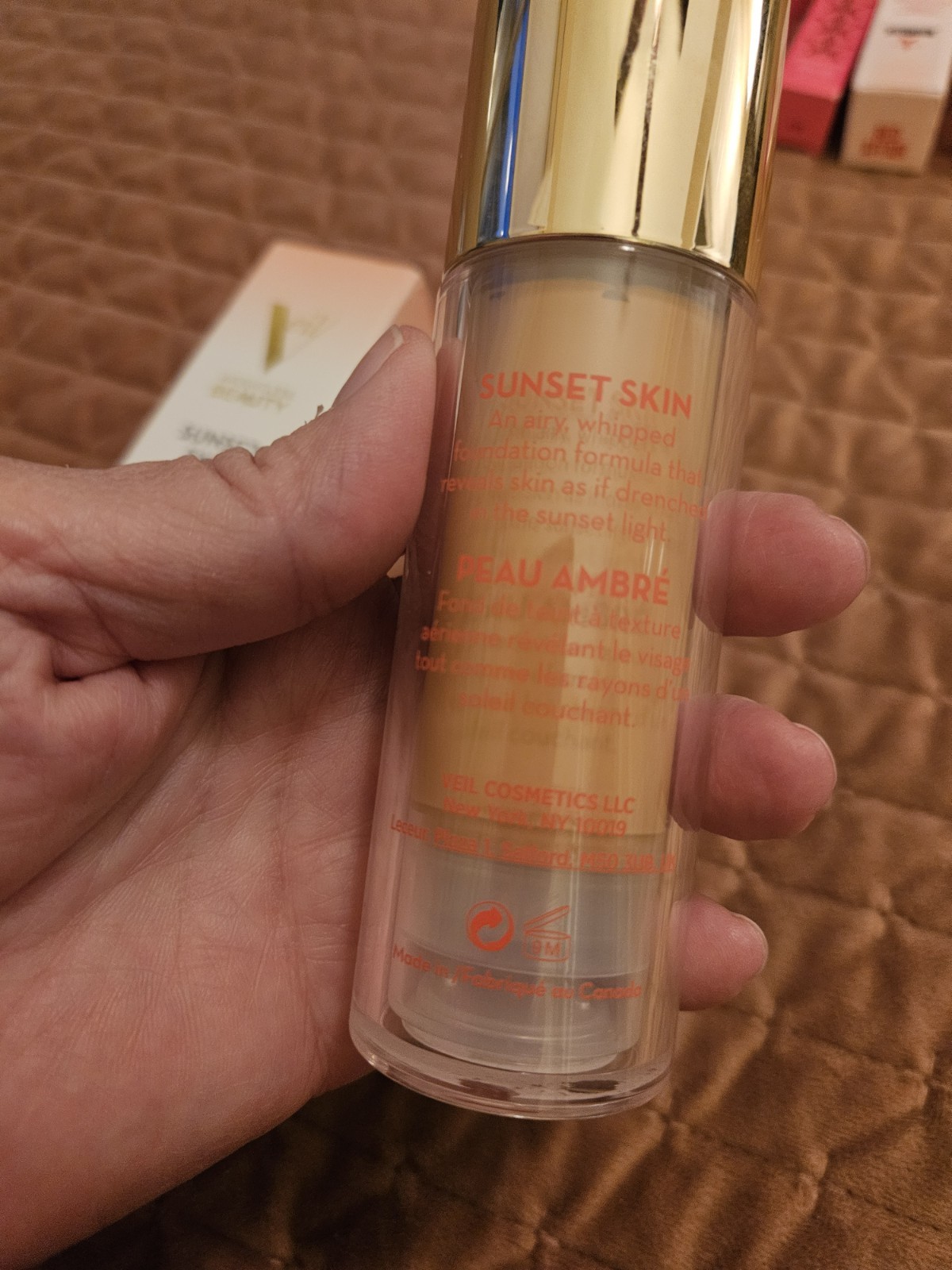 Veil Weightless Beauty Sunset Skin Foundation Light 2G, 1 fl. oz.