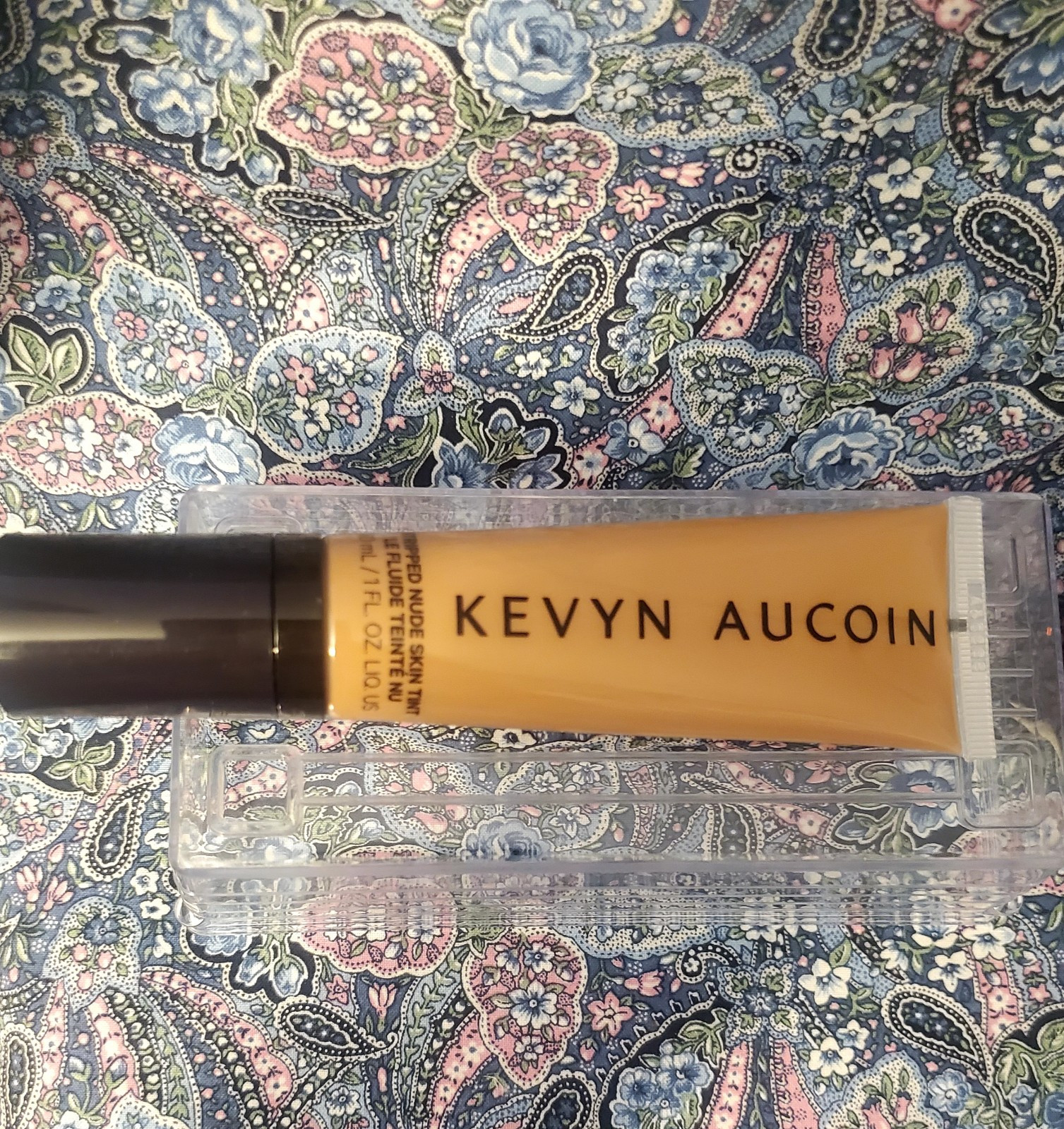 Kevyn Aucoin Stripped Nude Skin Tint – Medium ST 07 – 1oz (30ml)