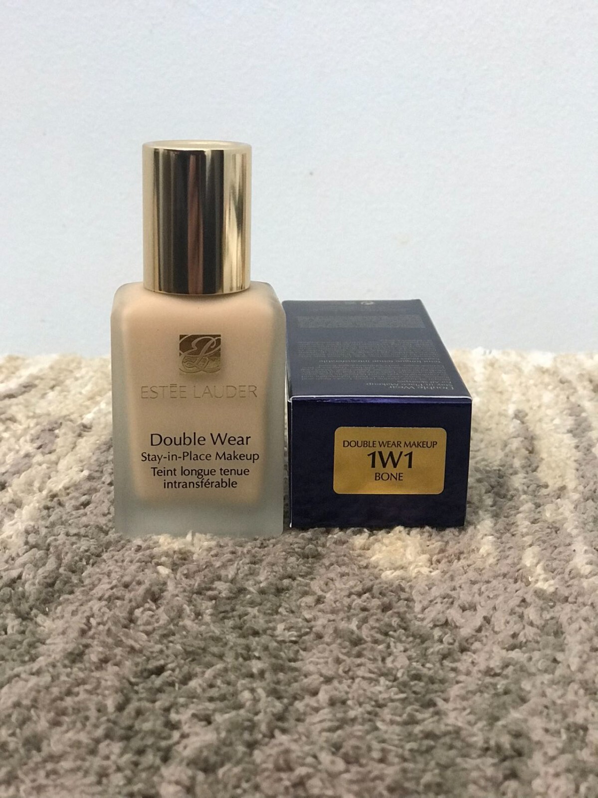 Estée Lauder Double Wear Stay-In-Place Foundation, 1 oz.