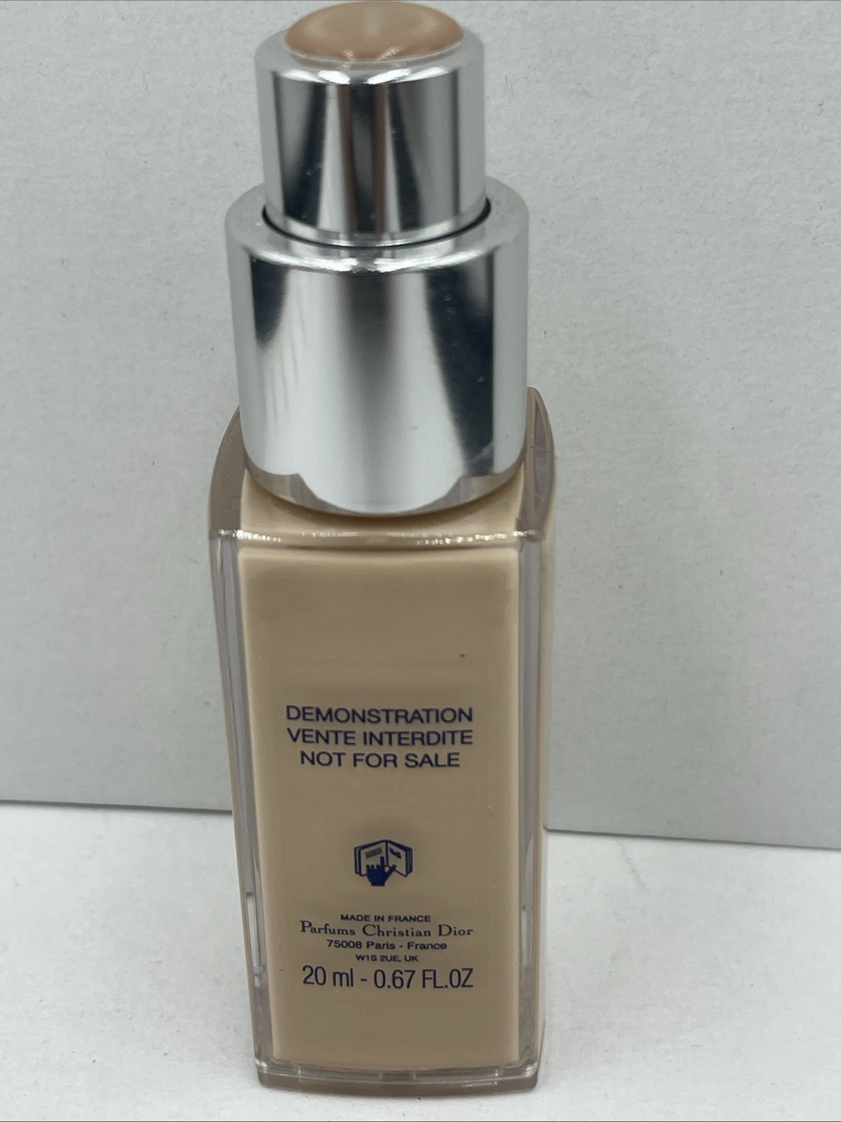 Dior Forever 24H no TRANSFER HIGH PERFECTION FOUNDATION 2N SPF 20