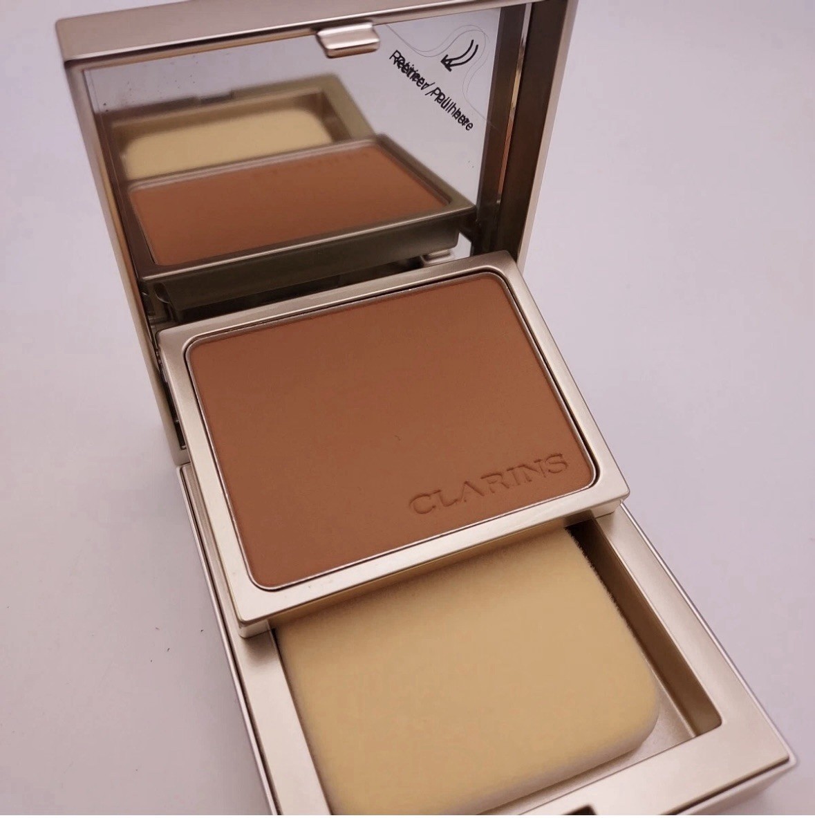 Clarins Everlasting Compact Foundation .3oz 117 HAZELNUT