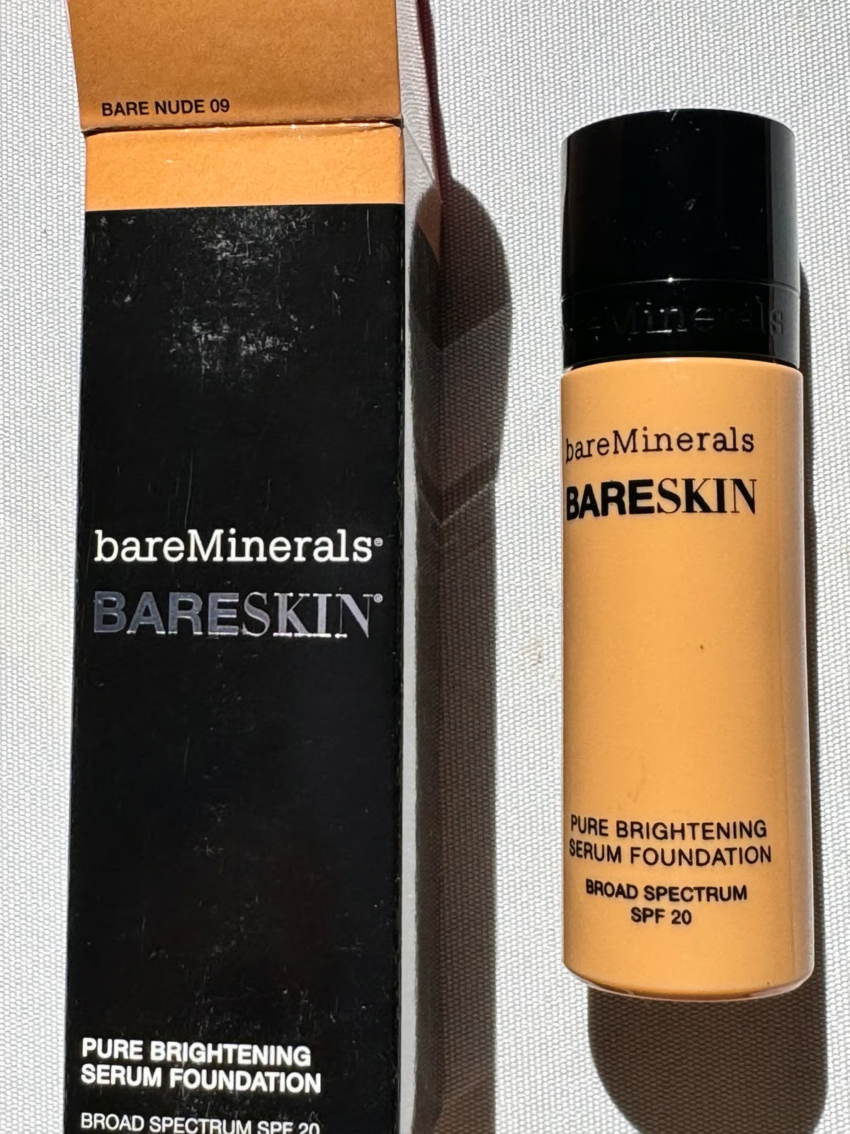 bareMinerals BareSkin Pure Brightening Serum Foundation Color Bare Nude