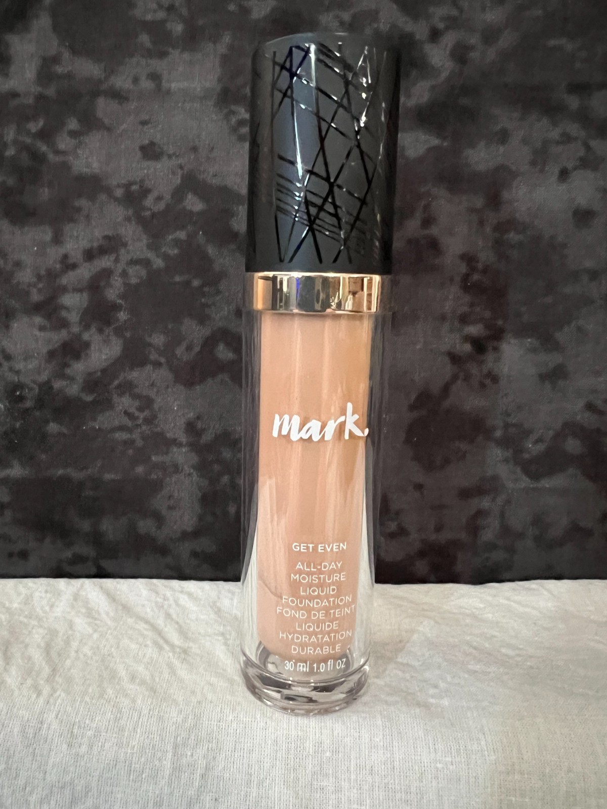 New Avon Mark Get Even All Day Moisture Liquid Foundation – VERY LIGHT