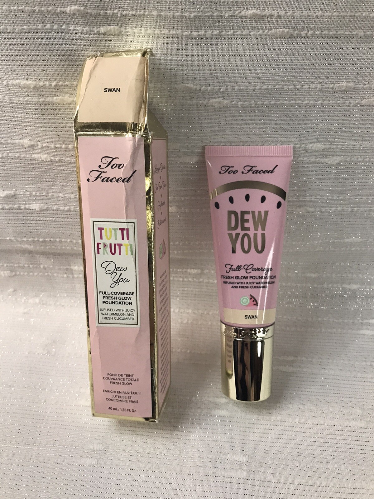 TOO FACED Tutti Frutti Dew You Fresh Glow Foundation SWAN 40ml NEW DAMAGED BOX