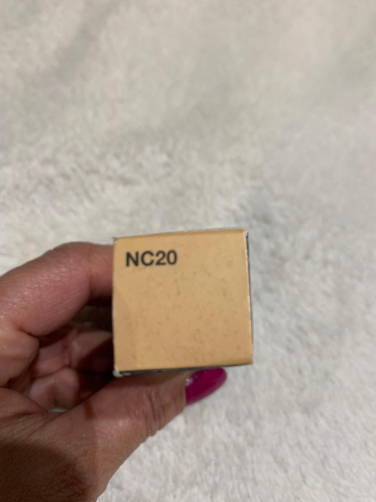 MAC Studio Fix Soft Matte Foundation Stick – Shade NC20 – 9g / 0.31 oz