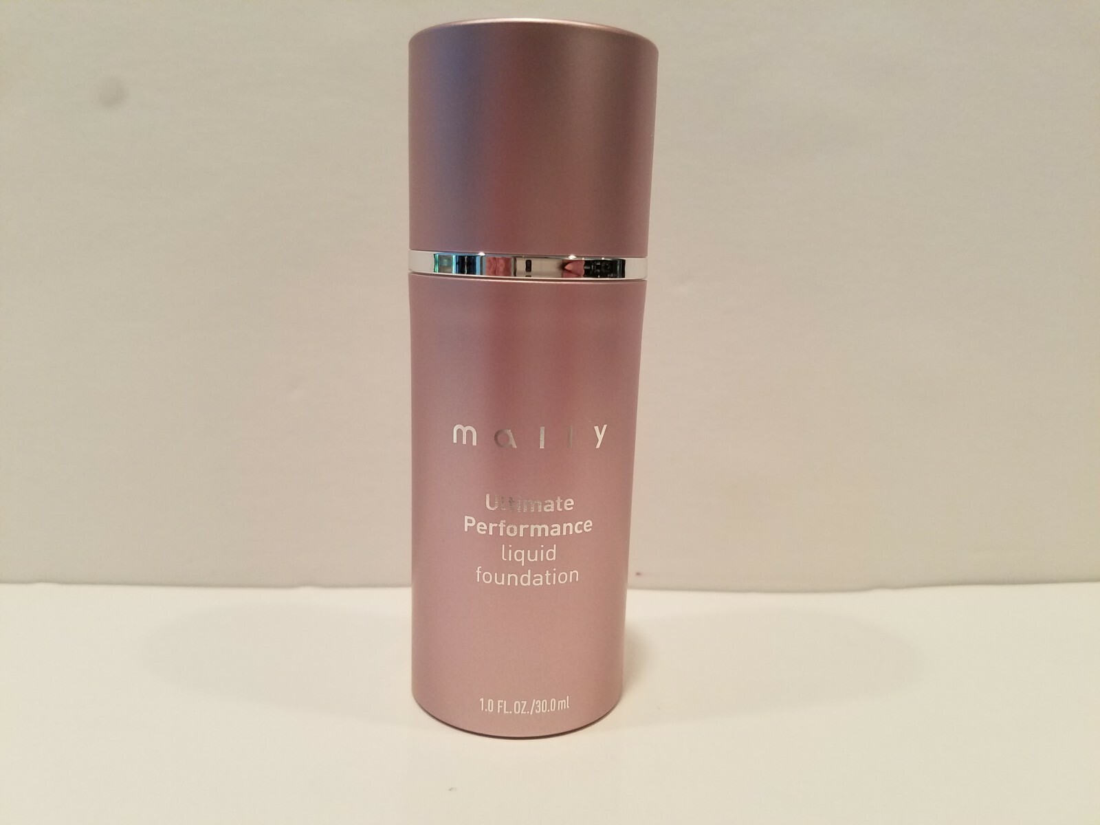 Mally Ultimate Performance Liquid Foundation Light 1 Fl Oz