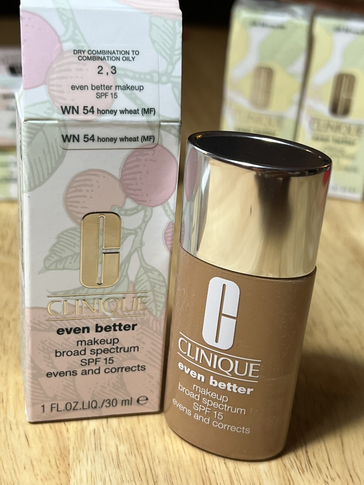 Clinique Even Better Makeup SPF 15 Evens and Corrects WN 54 Honey Wheat 1 Ounce