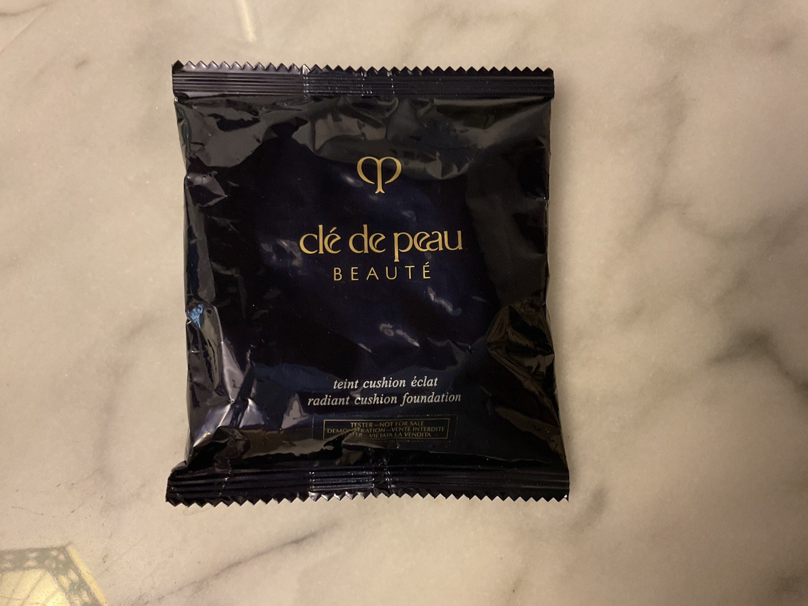 Cle De Peau Cushion Refill 030 NEW