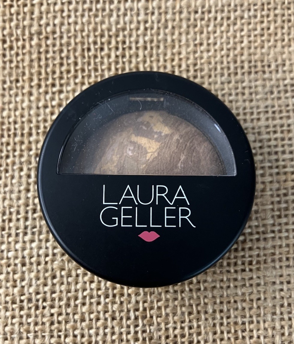 Laura Geller TAN Baked Balance-N-Brighten Foundation – Travel Size