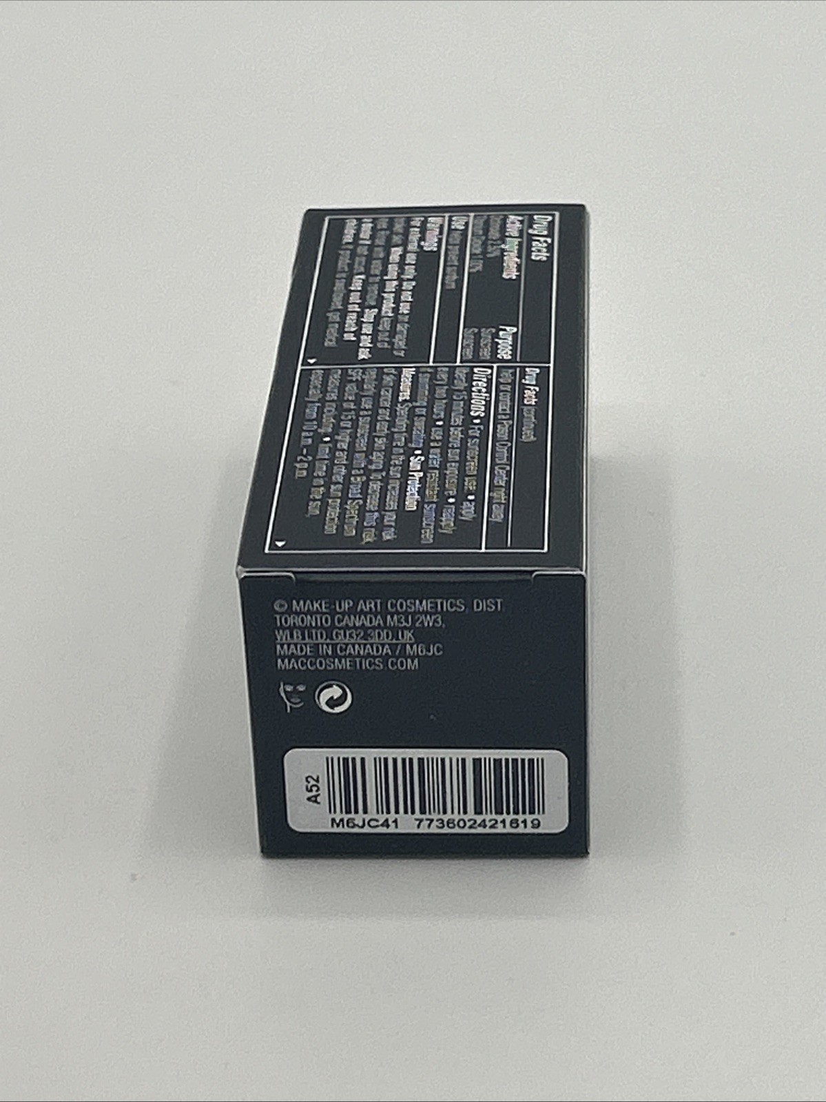 MAC Studio Fix Fluid Foundation SPF15 NC10 1fl oz NWOB
