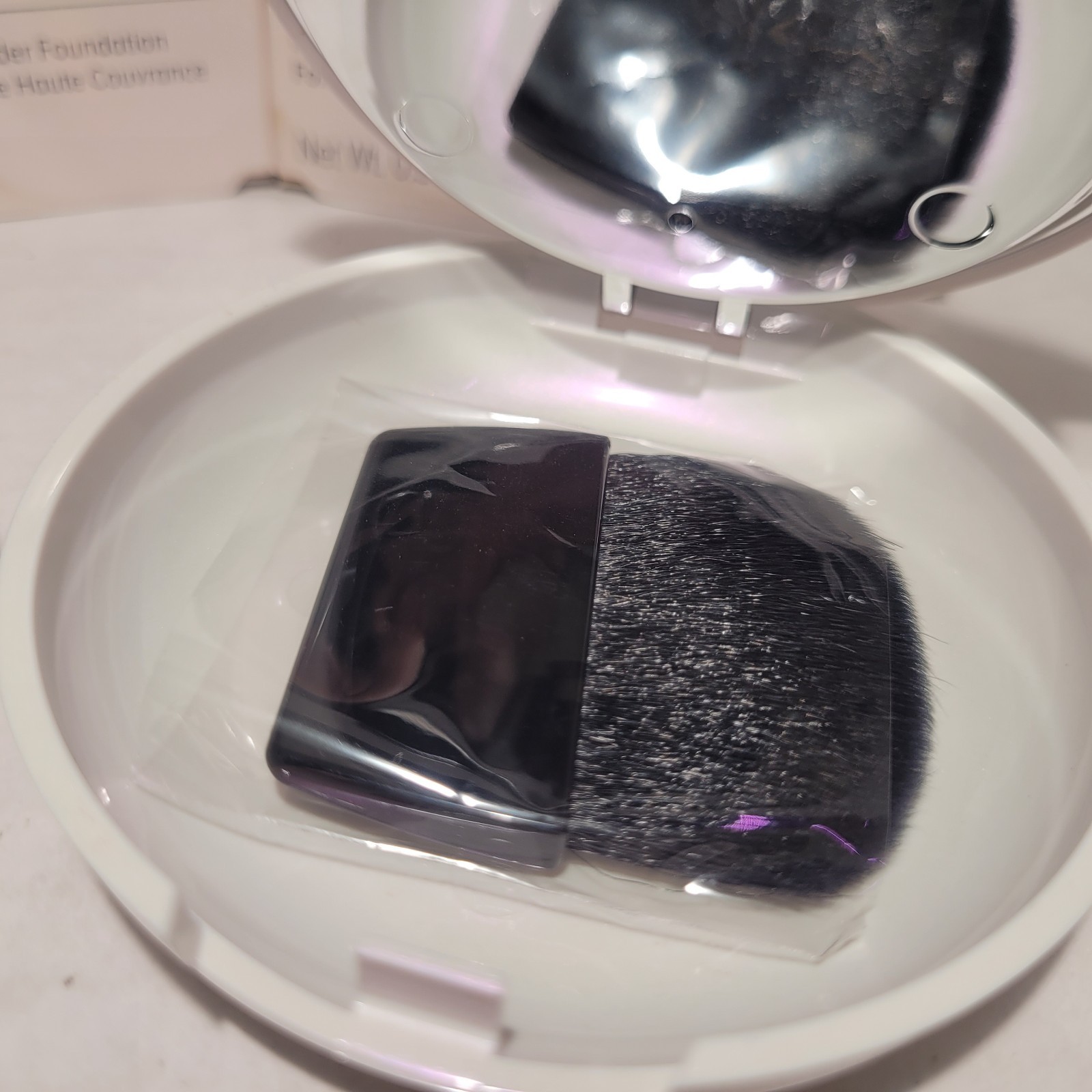 2 it Cosmetics Celebration Powder Foundation illumination (Rich) Full Coverage