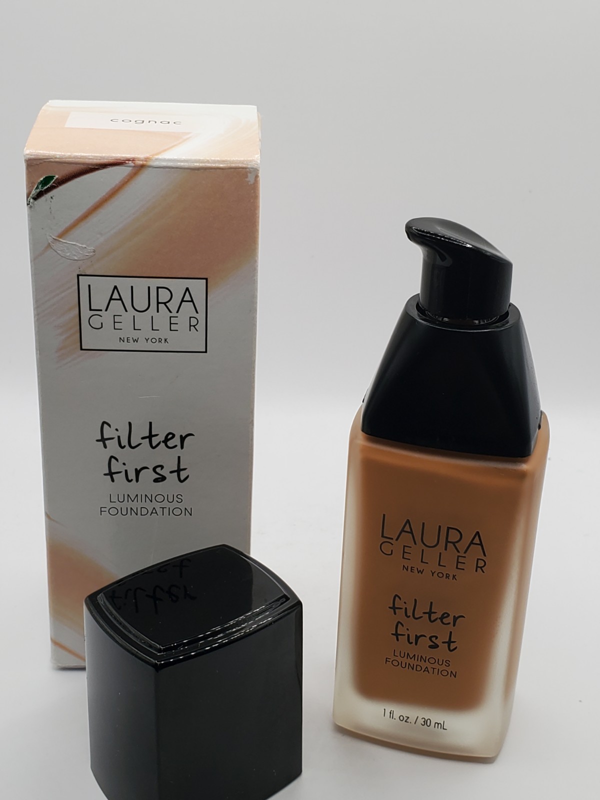 Laura Geller Filter First Foundation – Cognac | Smooth Blurring Coverage