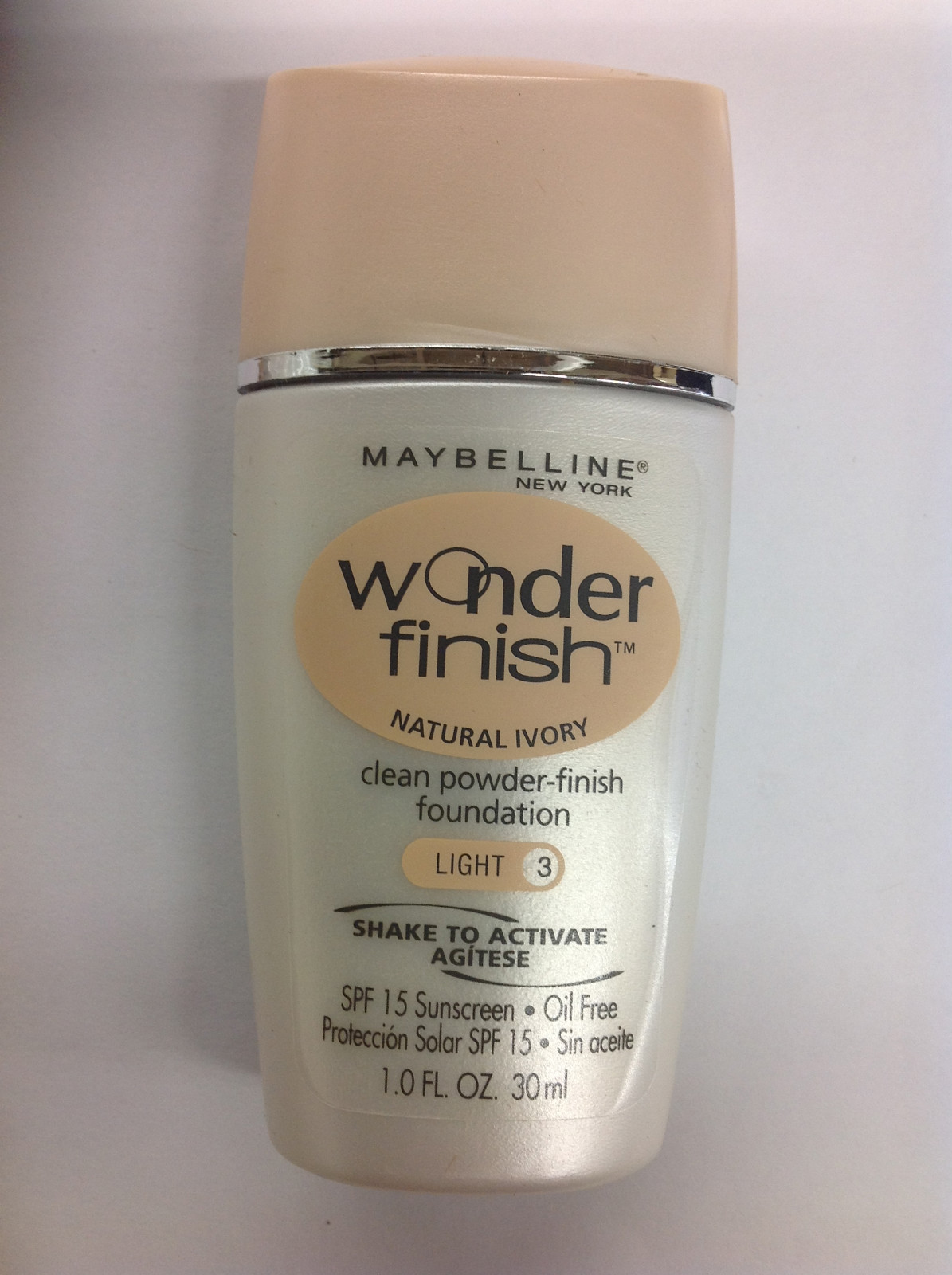 Maybelline Wonder Finish Liquid-to-Powder Foundation NATURAL IVORY (LIGHT-3).