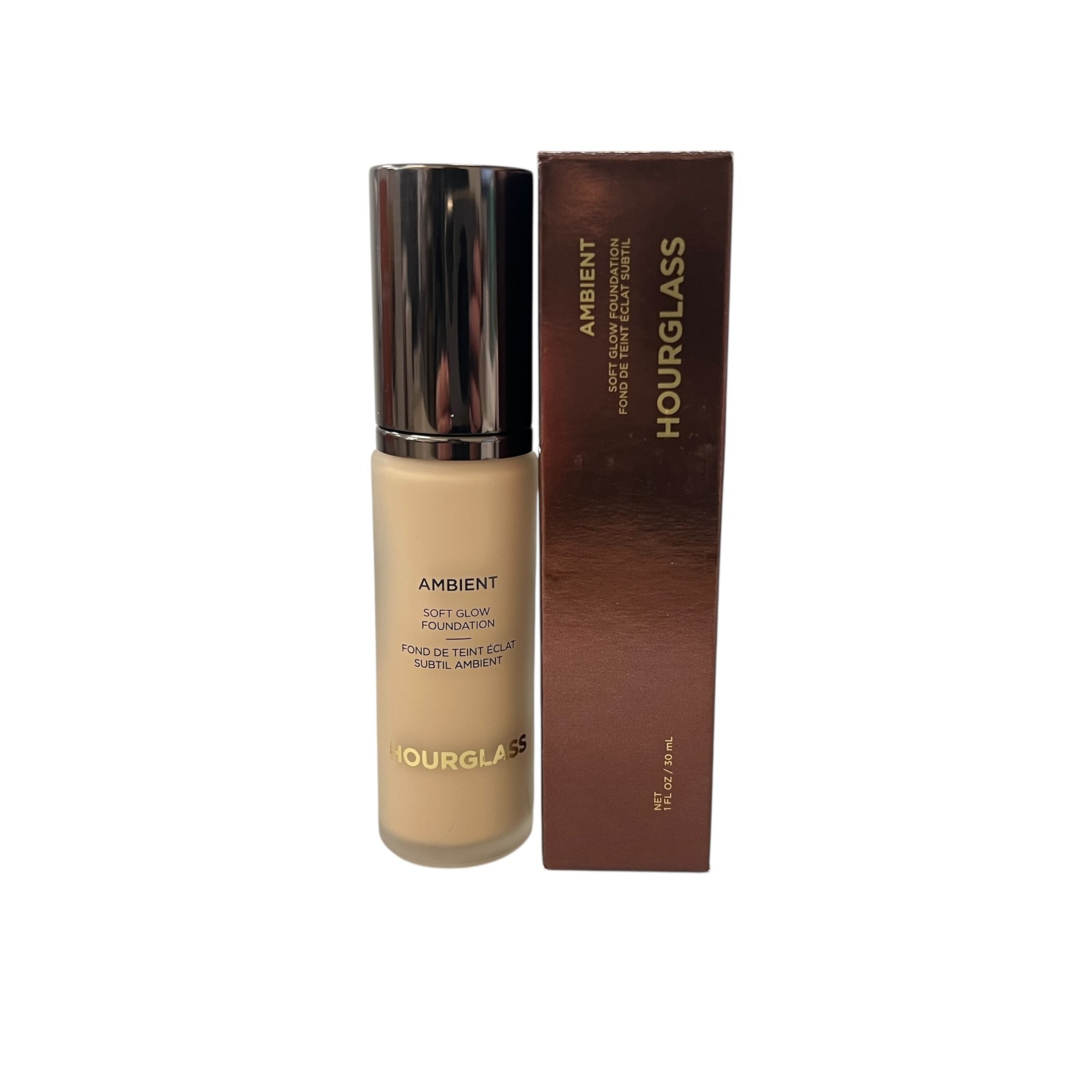 Hourglass Ambient Soft Glow Foundation 1 fl oz Shade 5