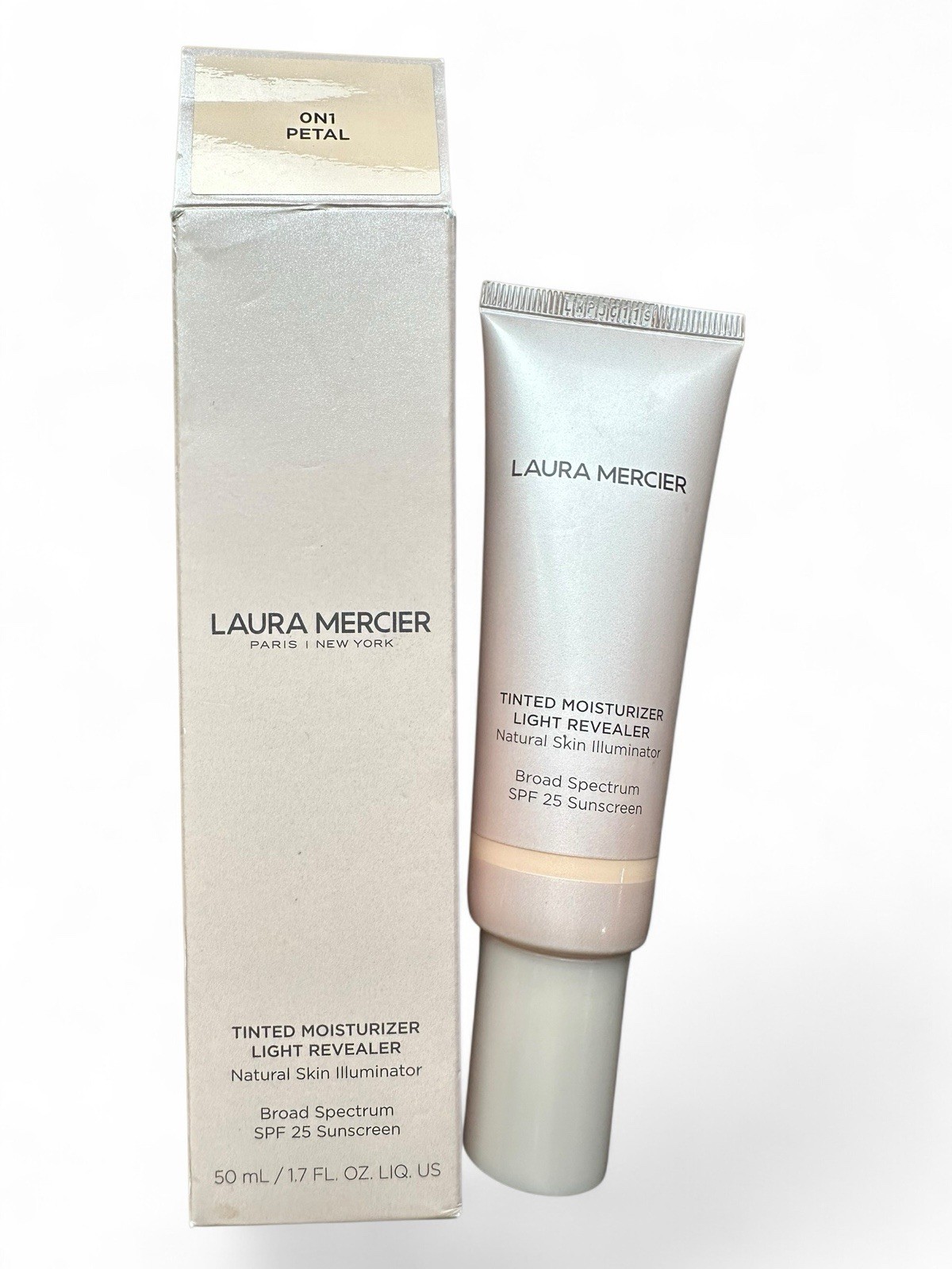 Laura Mercier Tinted Moisturizer Light Revealer SPF 25 – 0N1 PETAL – BNIB NEW
