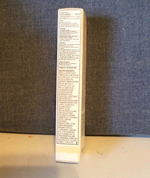 IT Cosmetics Bye Bye Foundation SPF 50 UVA/ UVB, LIGHT 1.08 fl. oz/ 32 ml Sealed