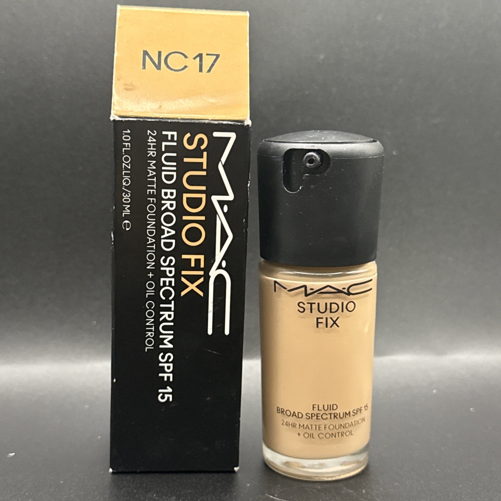 NC17 ( Light Beige ) ~ MAC Studio Fix Fluid Broad Spectrum Matte Foundation BNIB