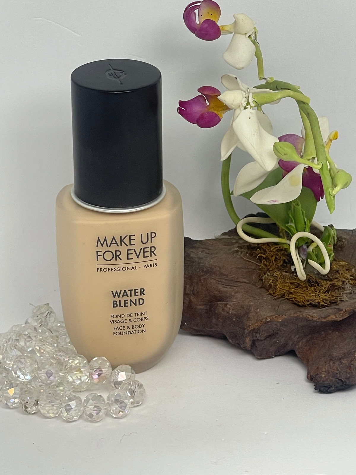 Make Up For Ever Water Blend Face & Body Foundation – Y245 Soft Sand – New