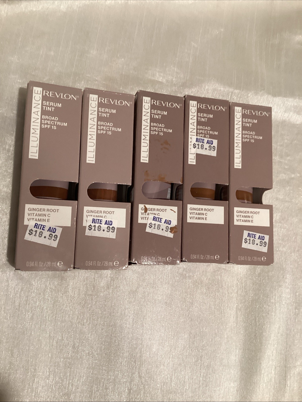 Lot Of Make-Up: Revlon Cover girl CAI Maybelline L’Oréal