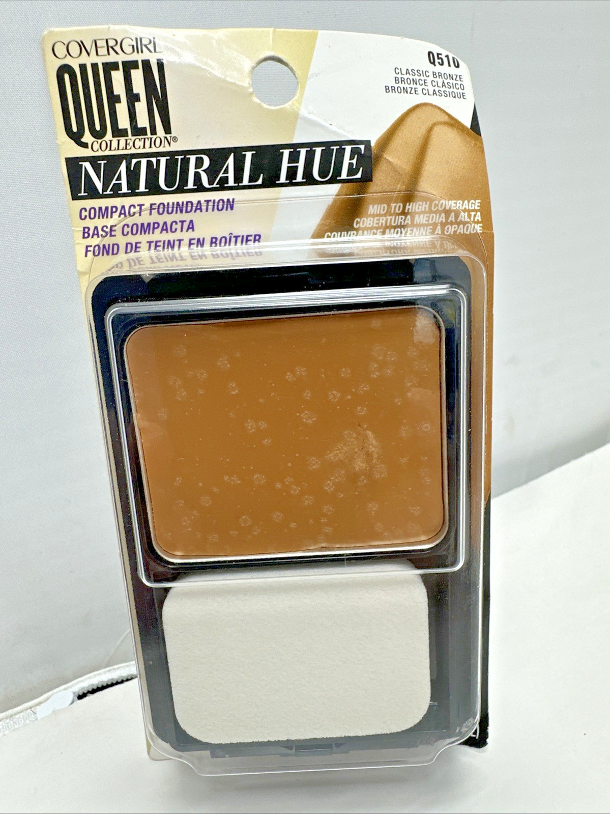 COVERGIRL Queen Natural Hue Compact Foundation #Q510 CLASSIC BRONZE See Photos