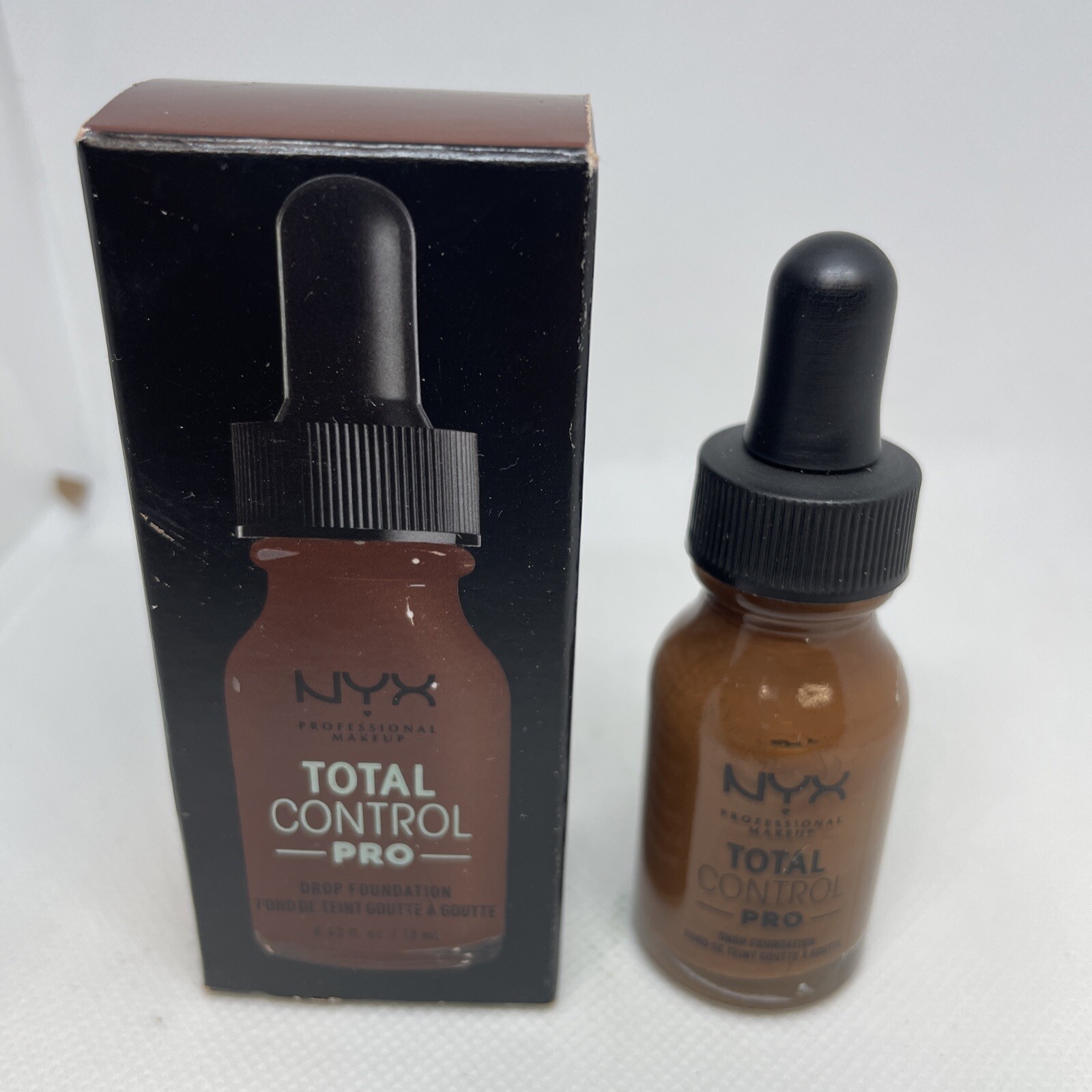 NYX Professional Makeup Total Control Pro Drop Foundation Skin-true buildable…
