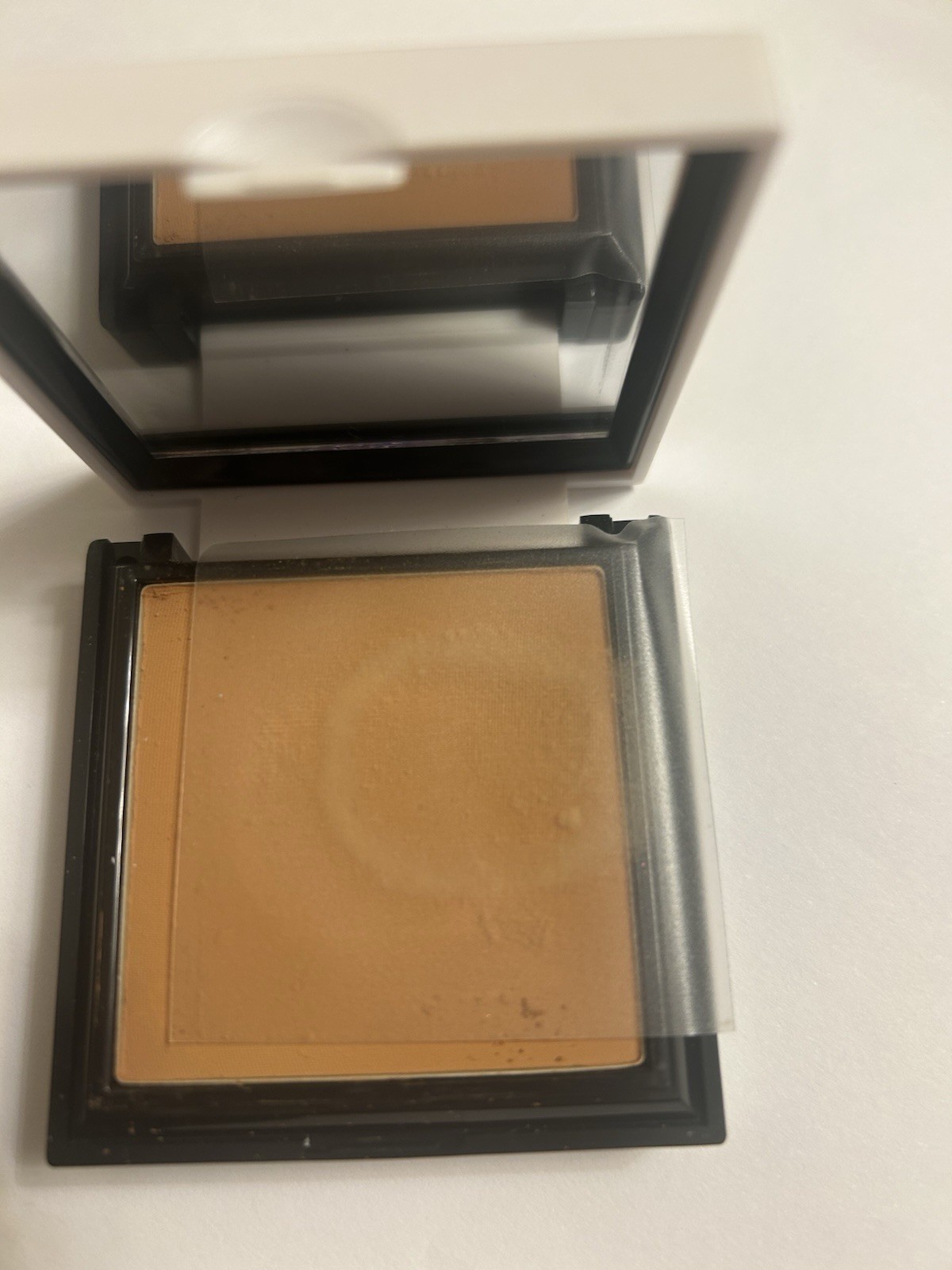 Benefit Hello Flawless Custom Powder Cover-Up For Face 7g/0.25oz Nutmeg As Seen