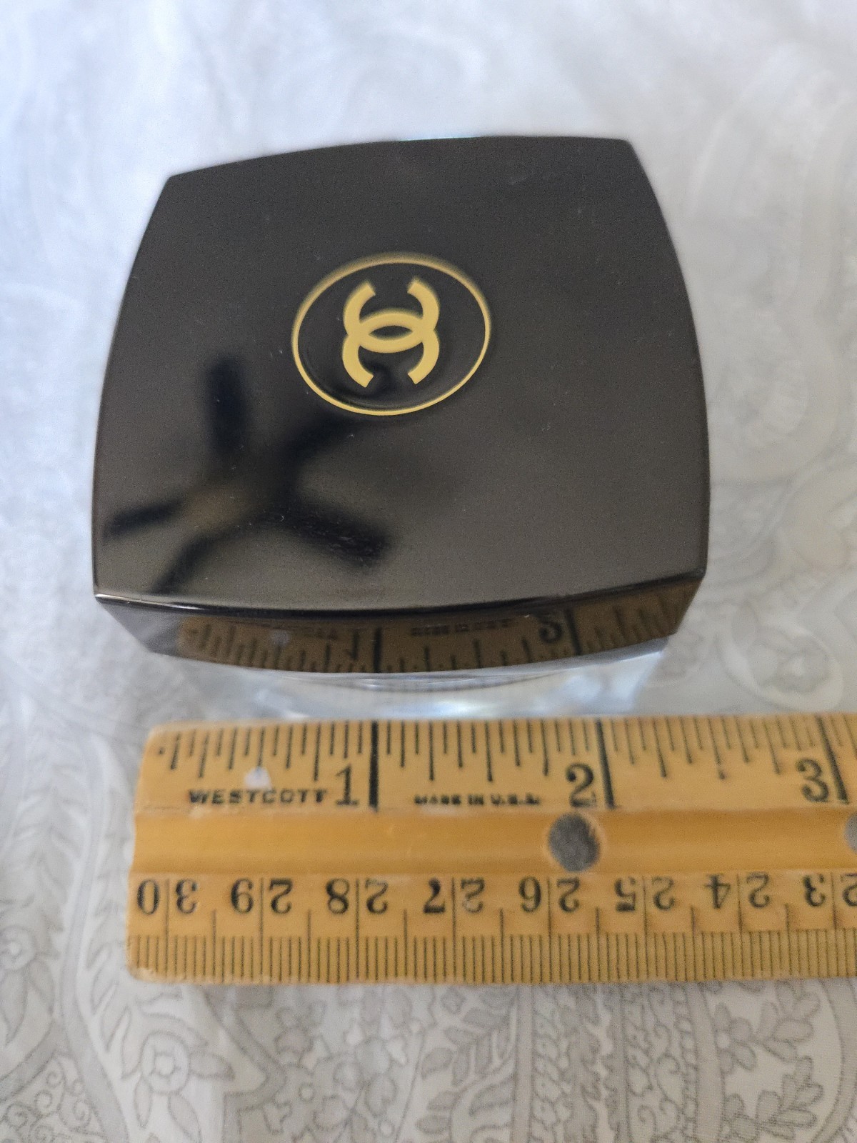 CHANEL SUBLIMAGE LA TEINT JAR Empty