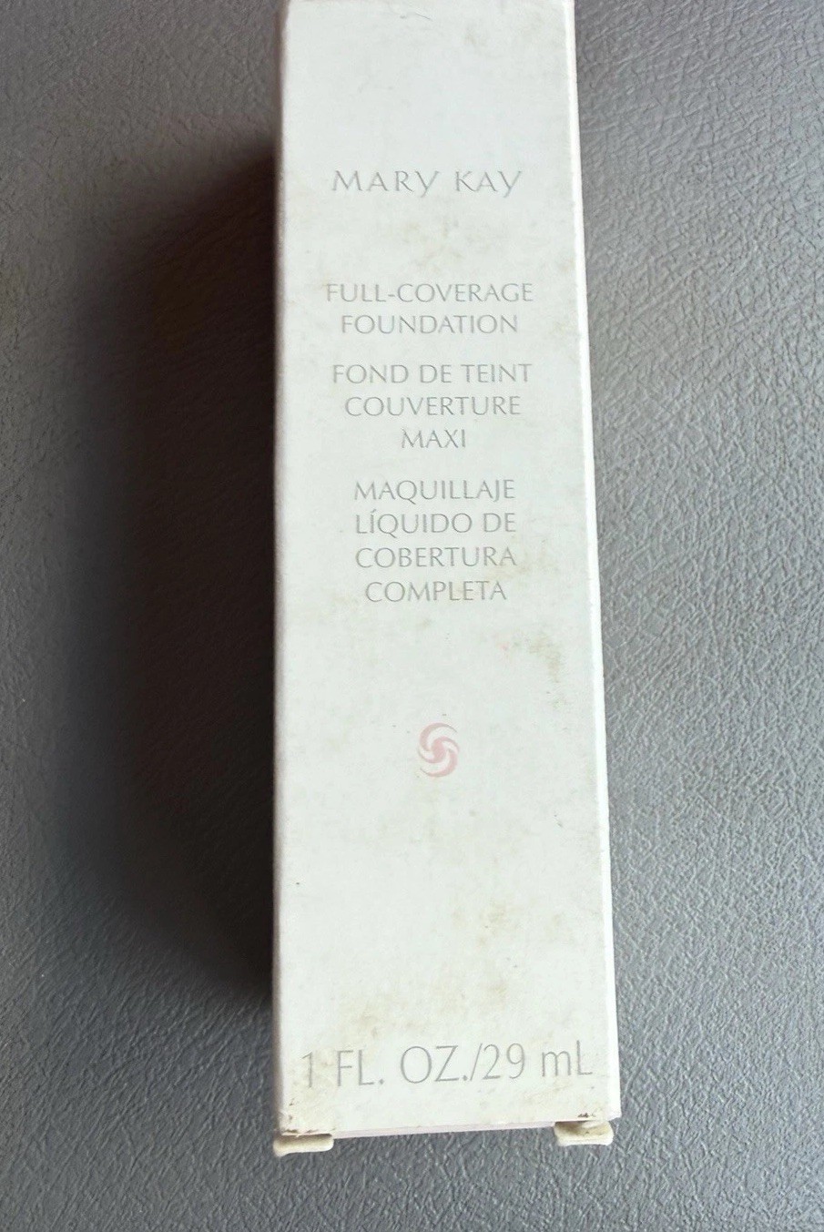NEW Mary Kay FULL COVERAGE Foundation Ivory 104 Normal/Dry Retired 365000 NIB