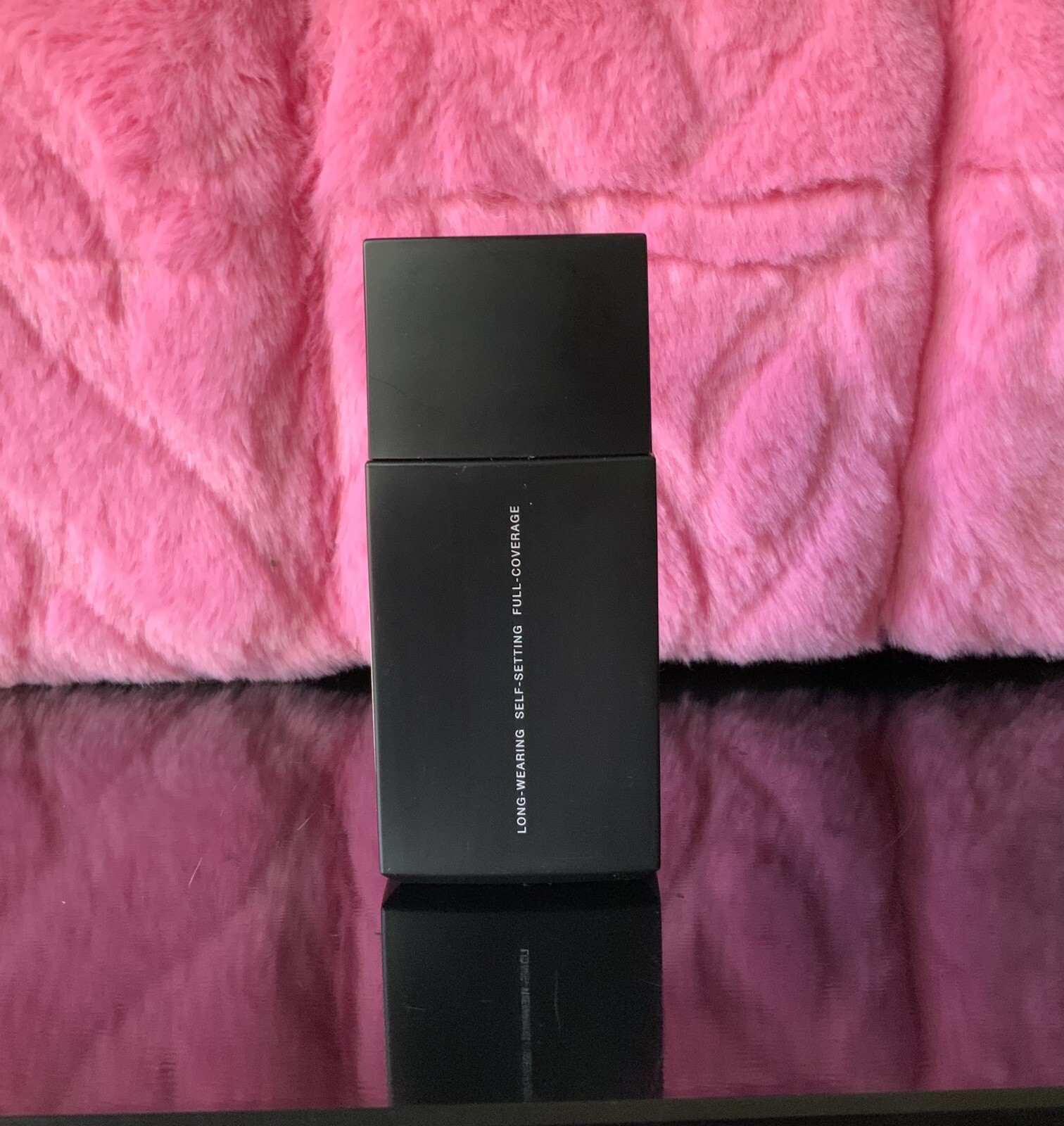 Lawless Full Coverage Buildable Foundation Makeup Shade Suede; Beige Cool