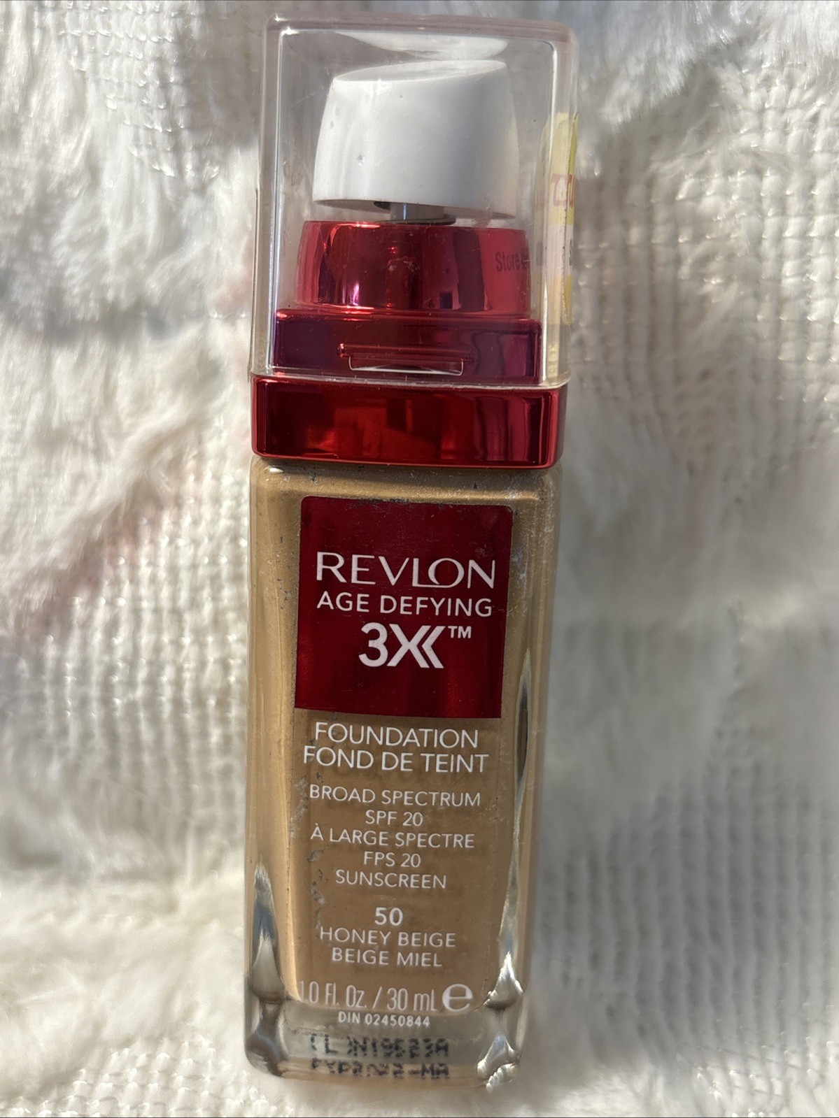 Revlon Age Defying 3X 50 #Honey Beige – Liquid Foundation Makeup SPF 20. NEW