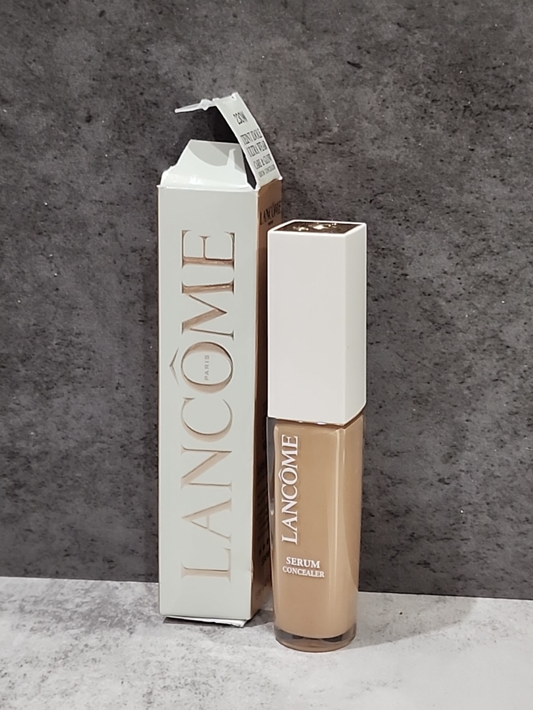 Lancome Idole Serum Concealer Teint Ultra Wear 230W 0.43 fl oz/13 ml Retail $31