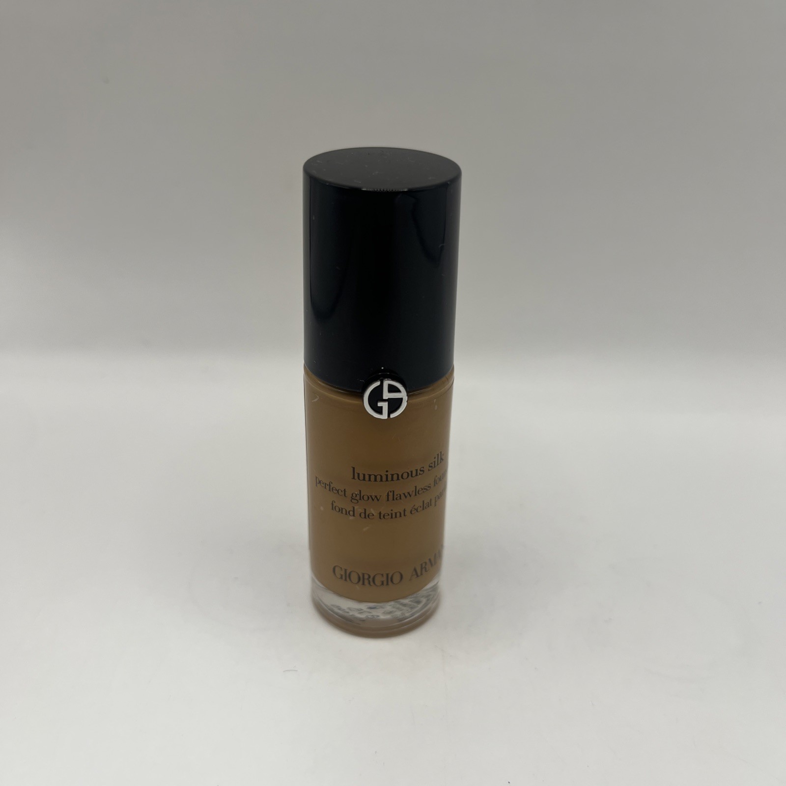 Giorgio Armani Luminous Silk Perfect Glow Flawless Foundation 0.6 fl oz 8.75