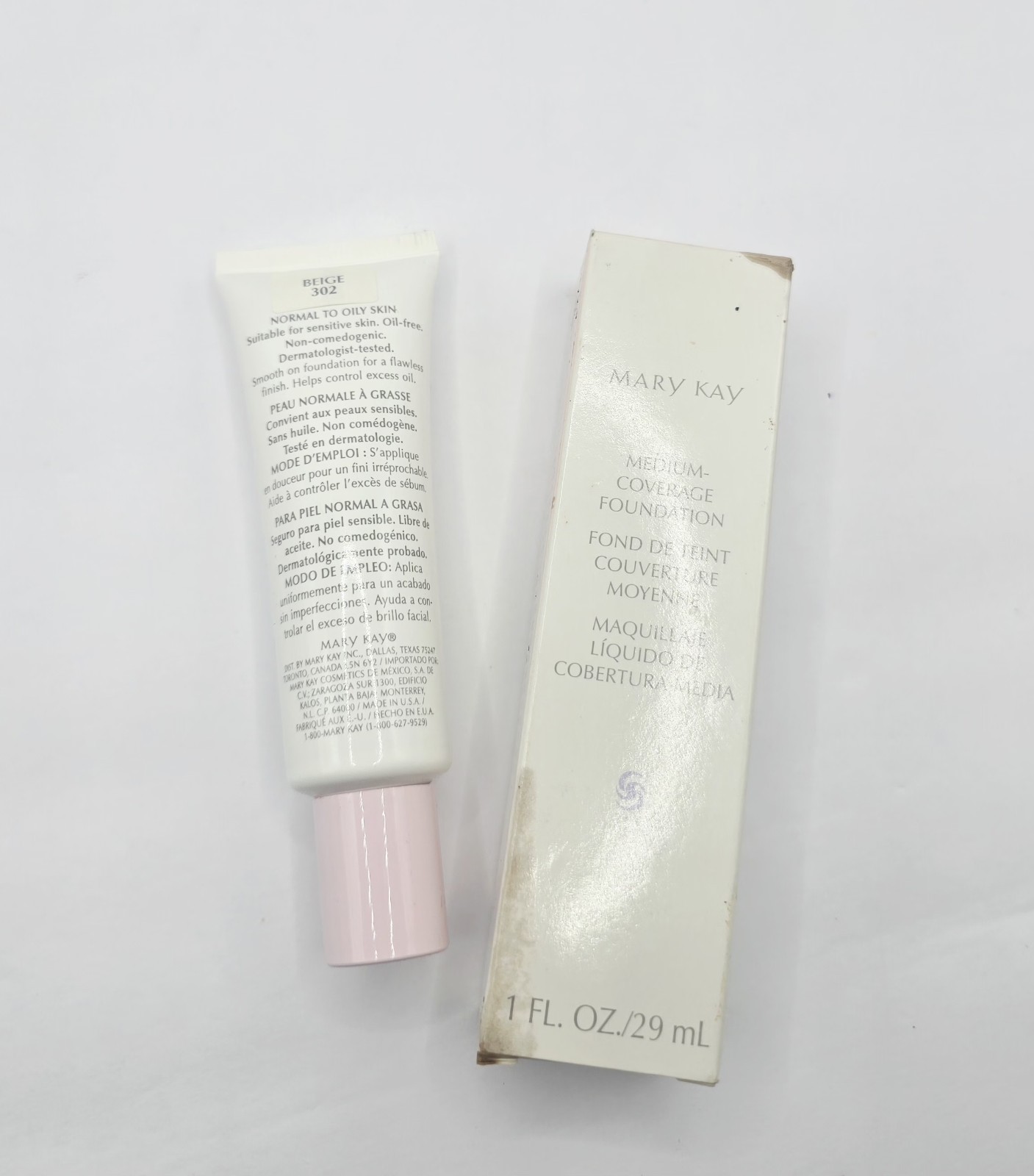 Mary kay Medium coverage foundation Beige 302. New With Box Discontinued