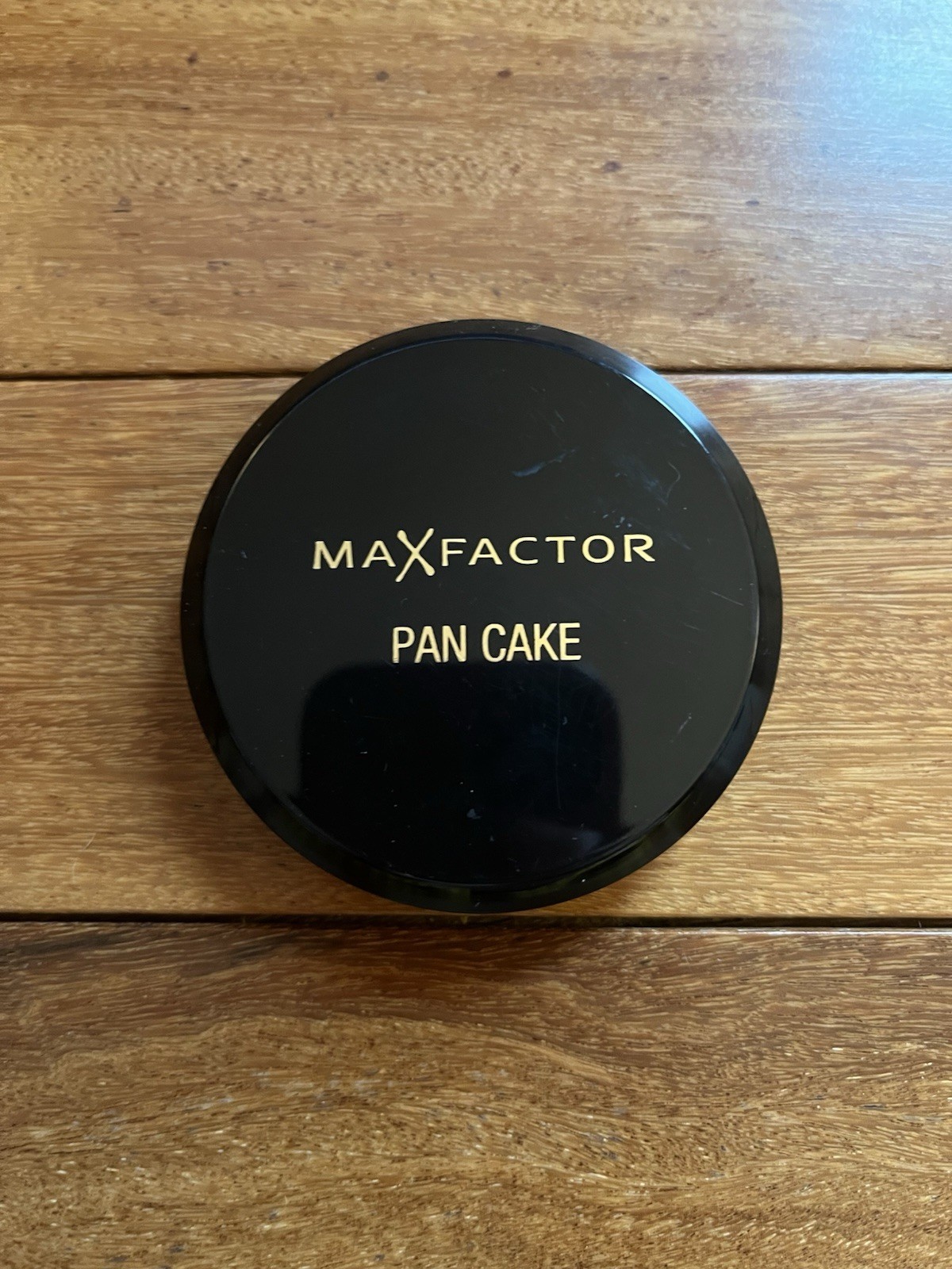 Max Factor Pancake Pressed Makeup Foundation 12 Fair Natural Shade New