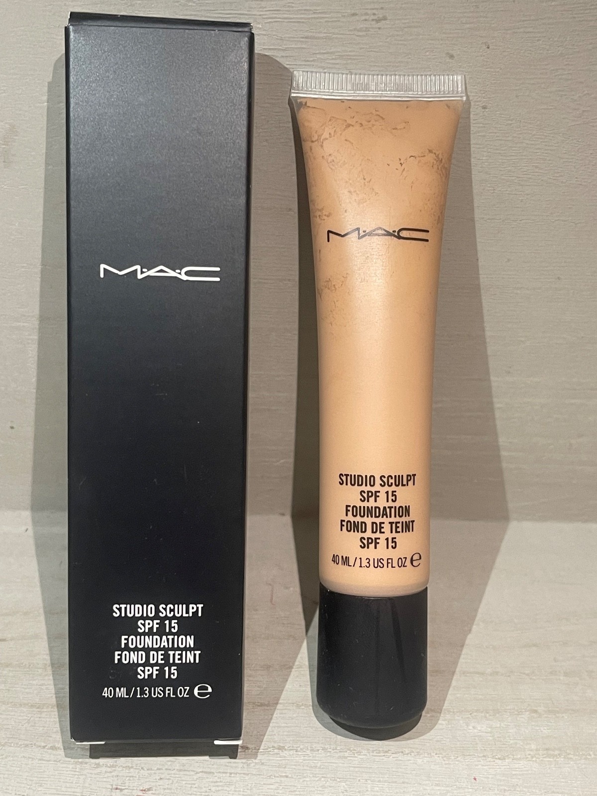 MAC STUDIO SCULPT SPF15 FOUNDATION 40ML /1.3OZ (CHOOSE SHADEZ)