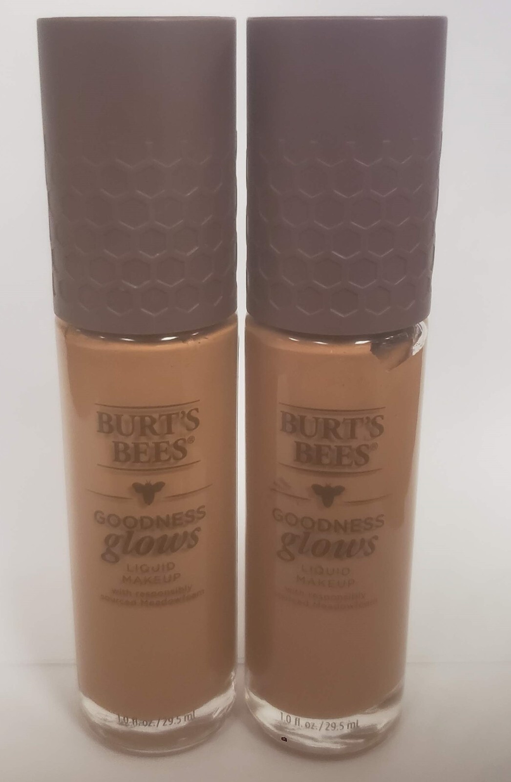 LOT OF 2 BURT’S BEES GOODNESS GLOWS LIQUID MAKEUP #1057 RICH BROWN 1oz EACH