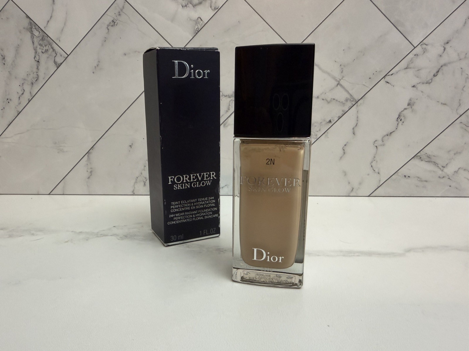 DIOR Forever Skin Glow 24H Wear Radiant Perfection Foundation 2N Neutral 30ml 2N
