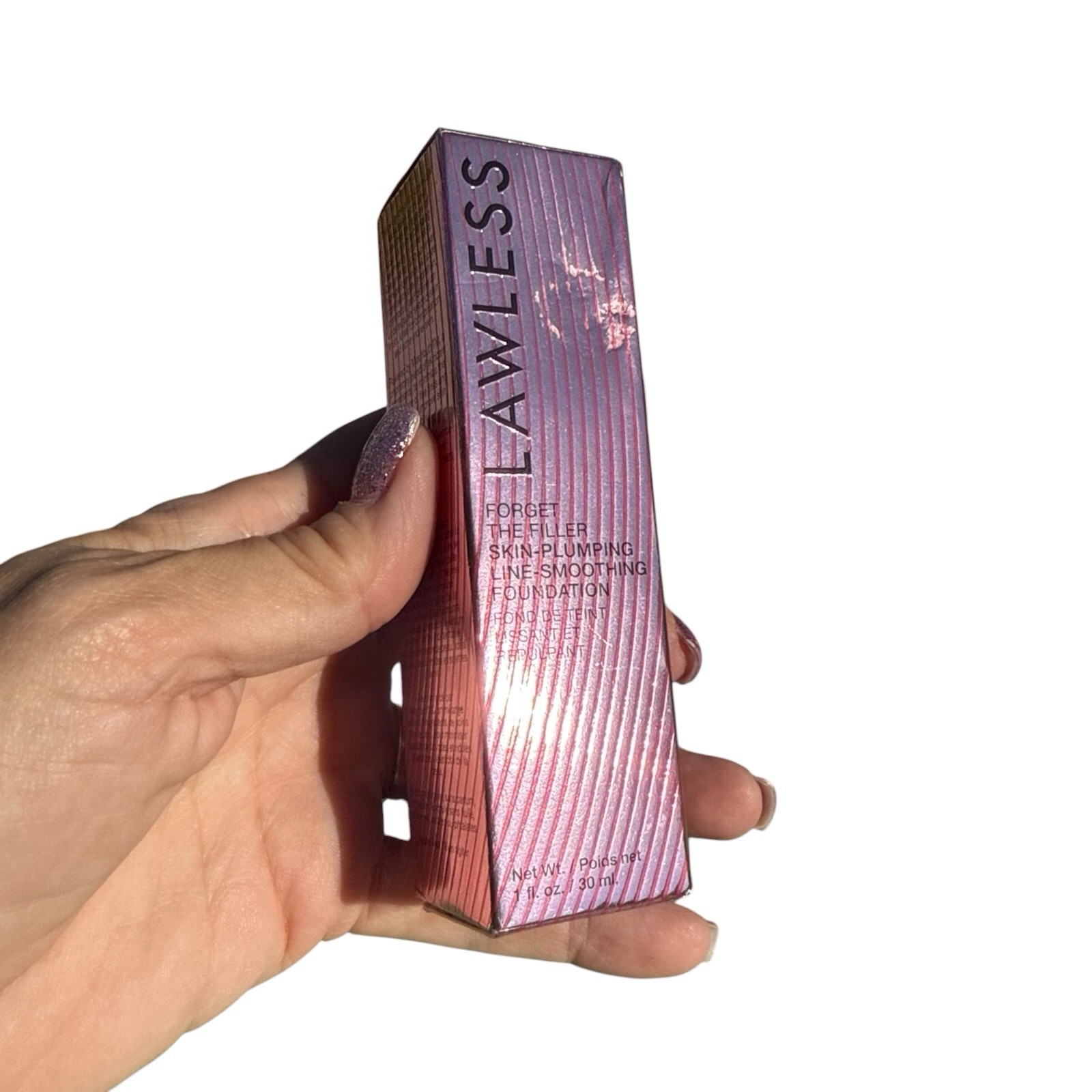 Lawless Forget The Filler Skin Plumping Line Smoothing Foundation 10M