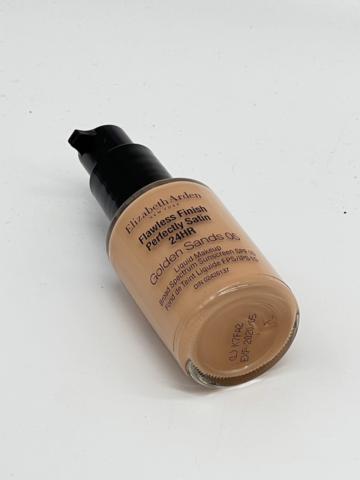 Elizabeth Arden Flawless Finish Foundation – Golden Sands 05 – 1 oz NWOB