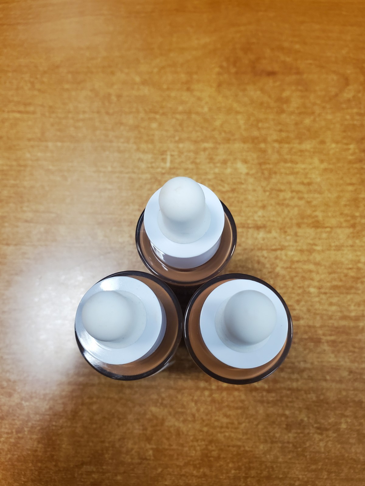 3 Pk: Neutrogena Healthy Skin Sensitive Serum Foundation *Medium/Deep 02* EE3518